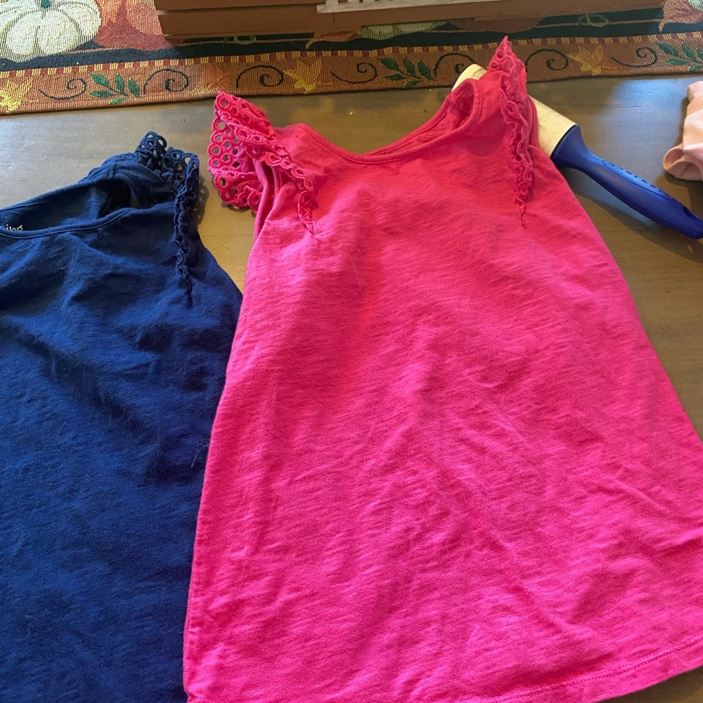 2 tanks